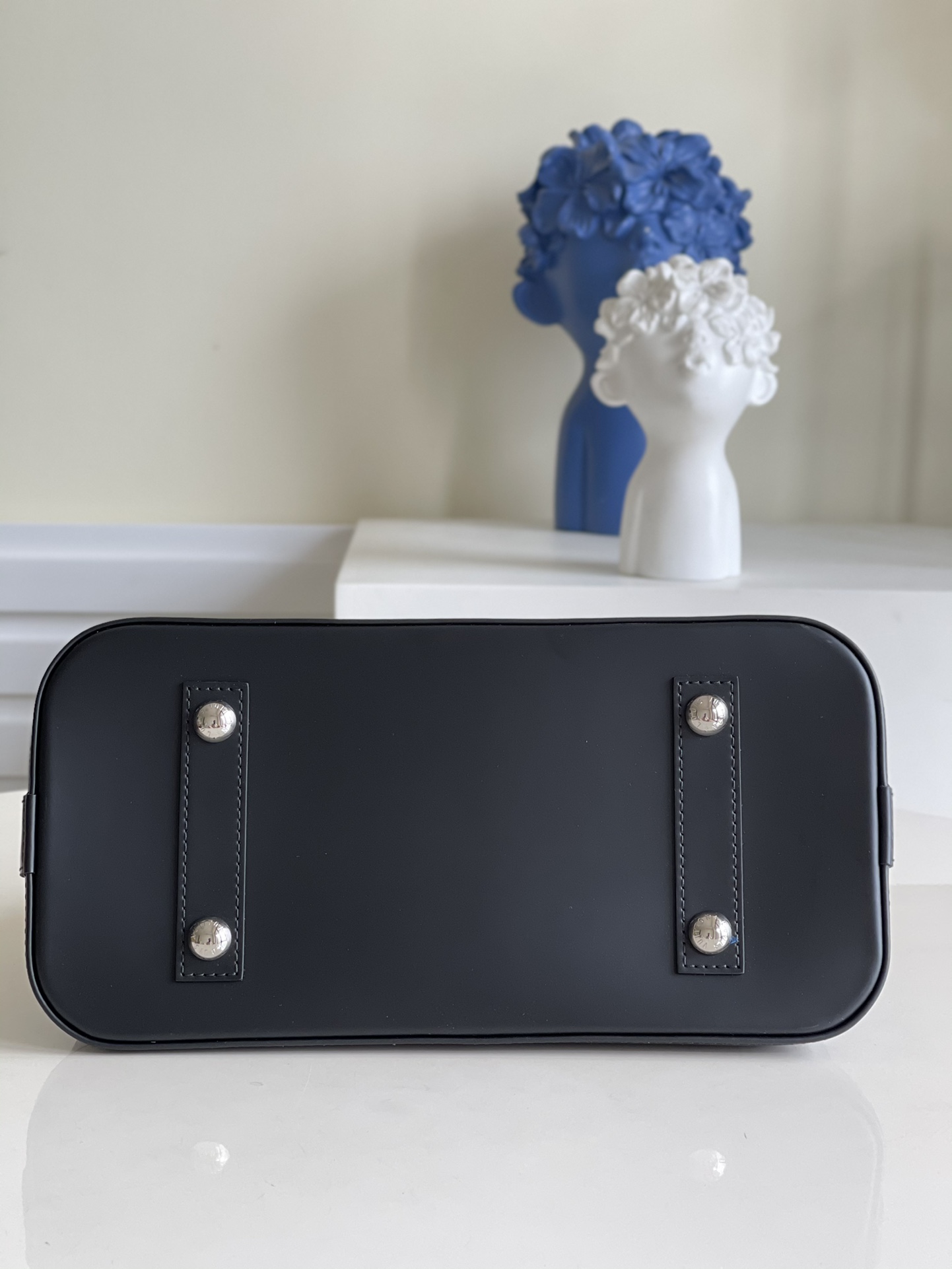 Top original M40862 Black ALMA small handbag