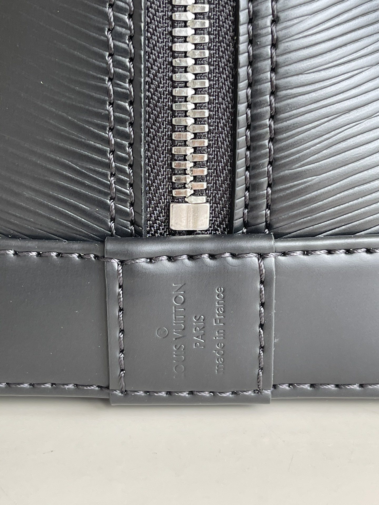 Top original M40862 Black ALMA small handbag