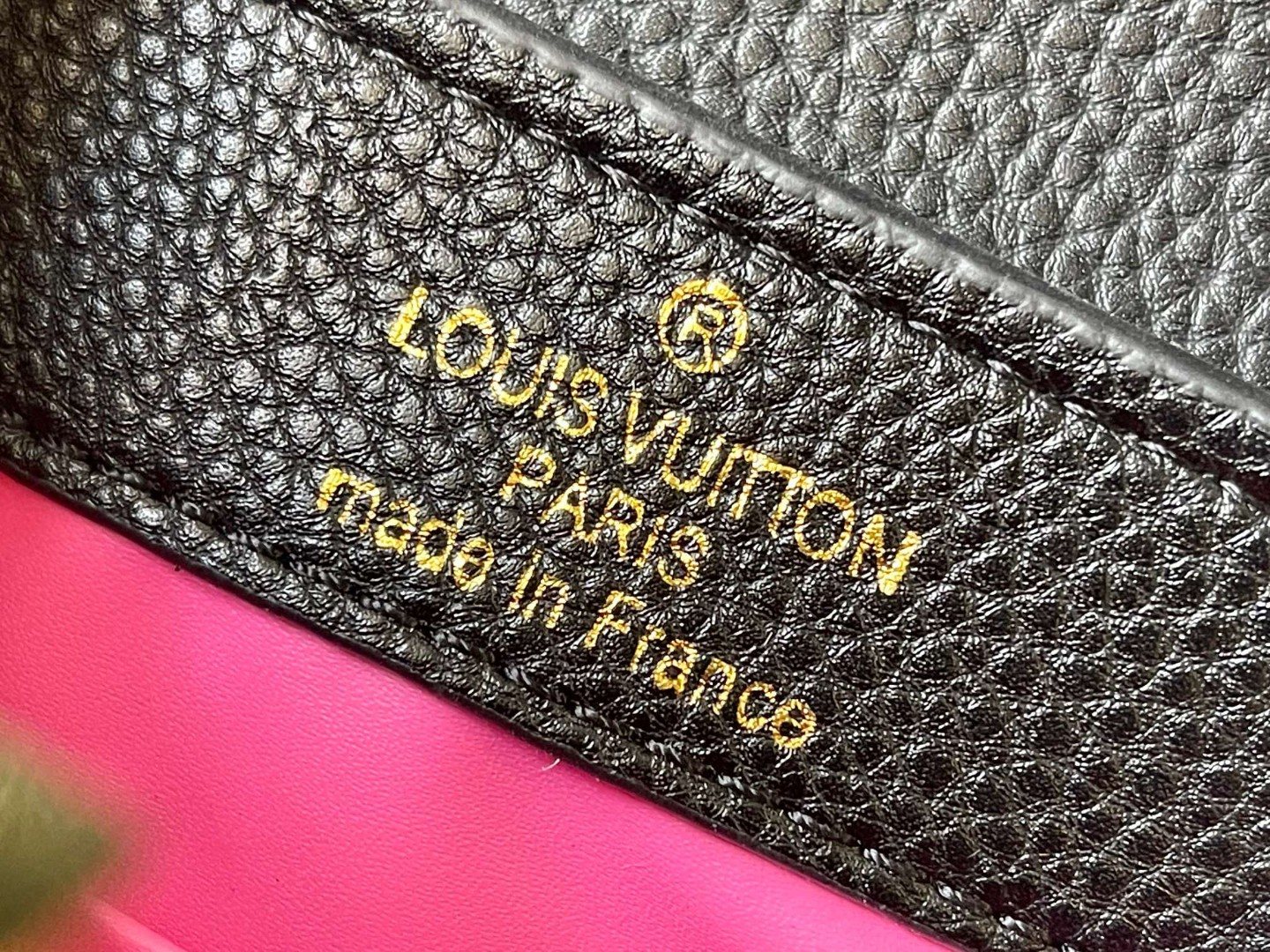 L0vis Vvtt0n Capucines Mini Corolla Gold Top Handbag Replica