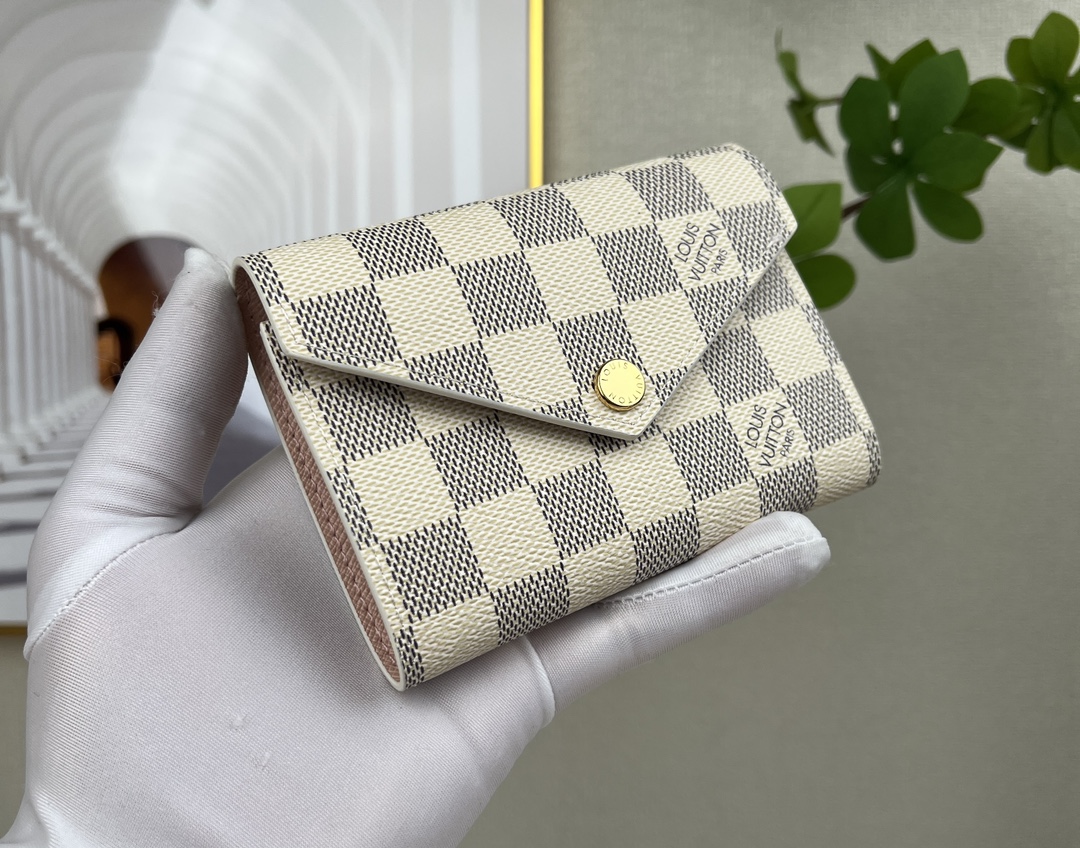L0vis Vvtt0n Damier Ebene