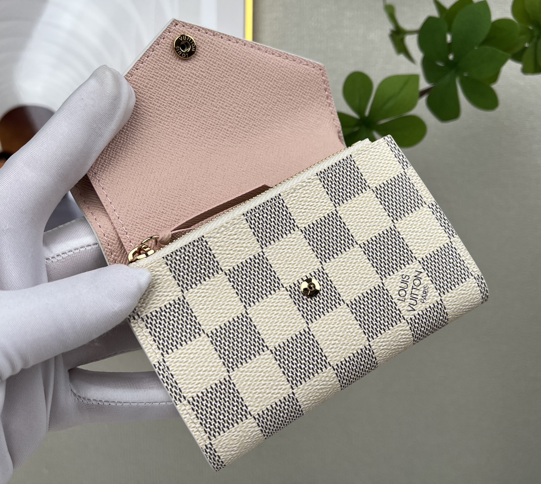 L0vis Vvtt0n Damier Ebene