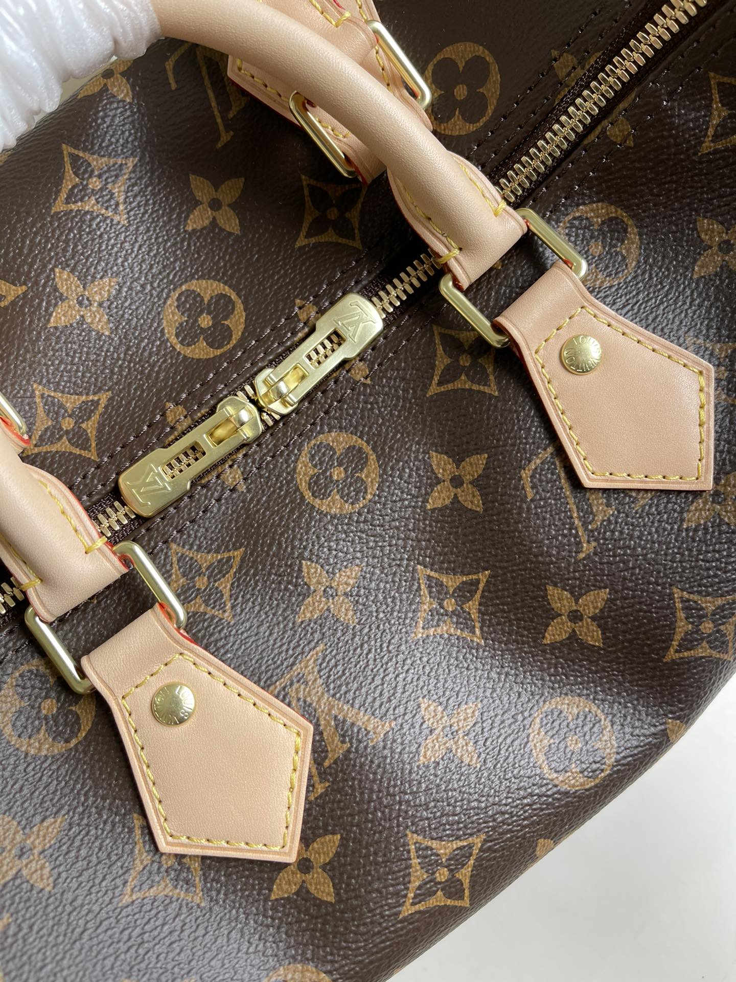 L0vis Vvtt0n Damier Ebene