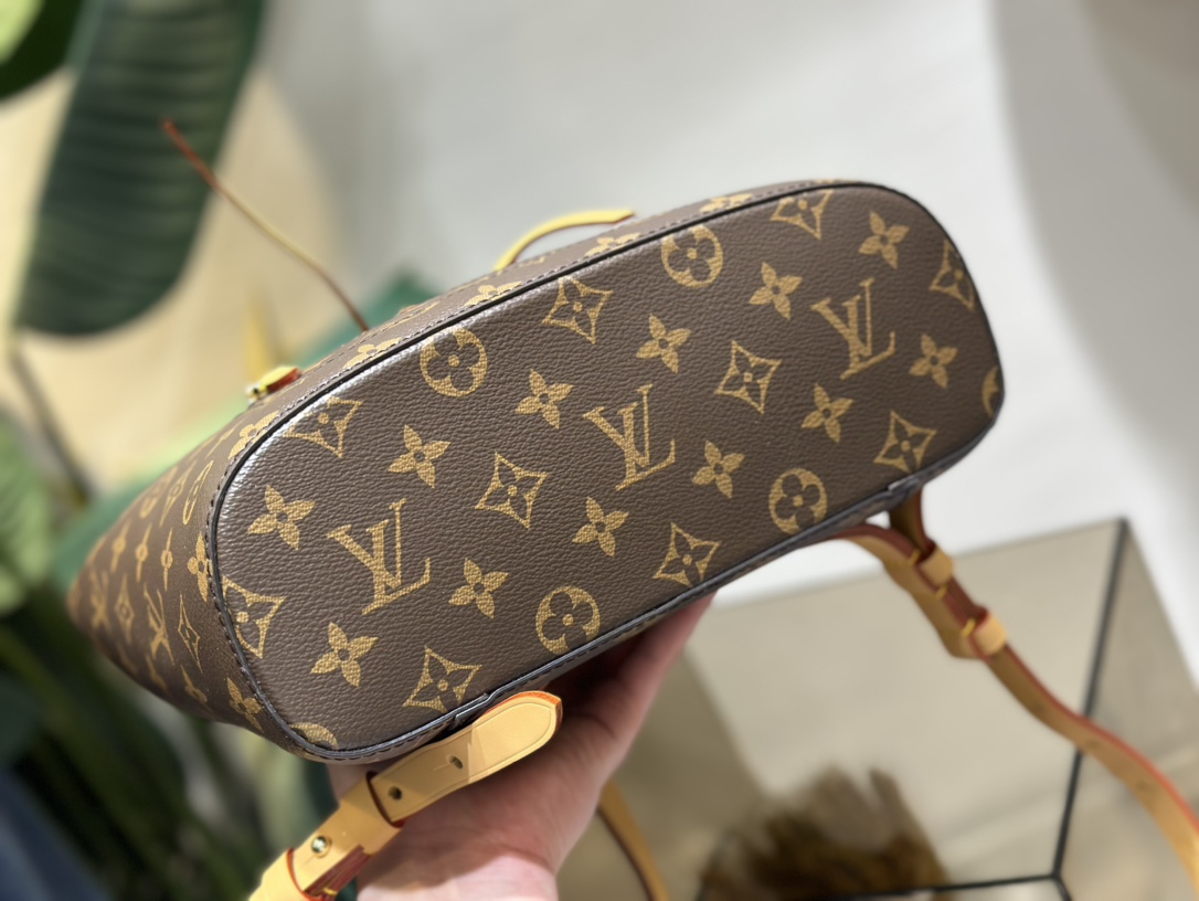 L0vis Vvtt0n Damier Azur