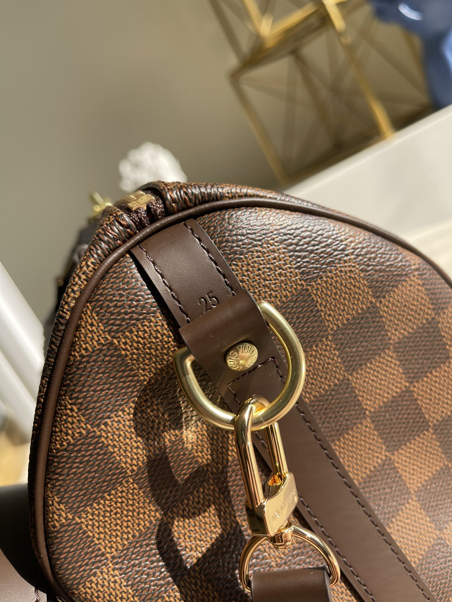 L0vis Vvtt0n Damier Ebene