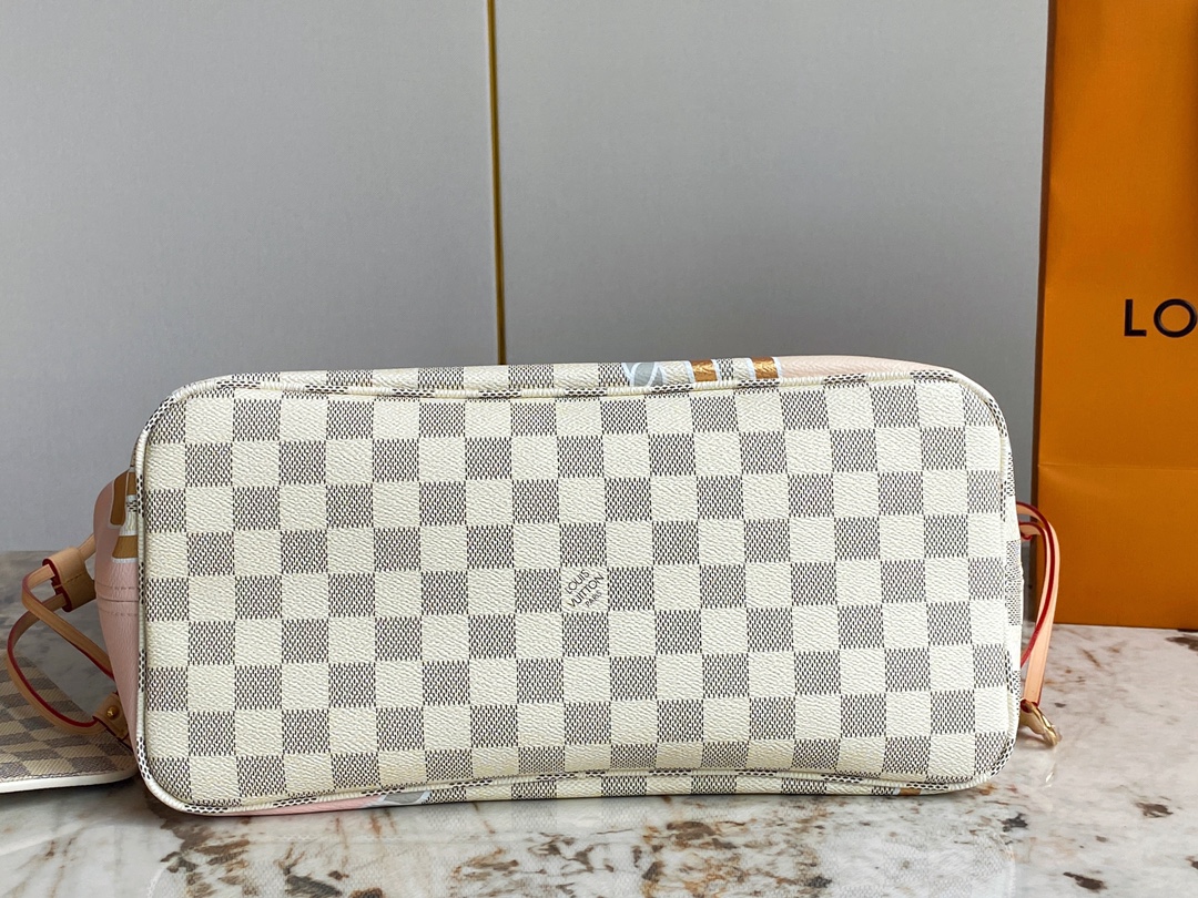 L0vis Vvtt0n Damier Azur