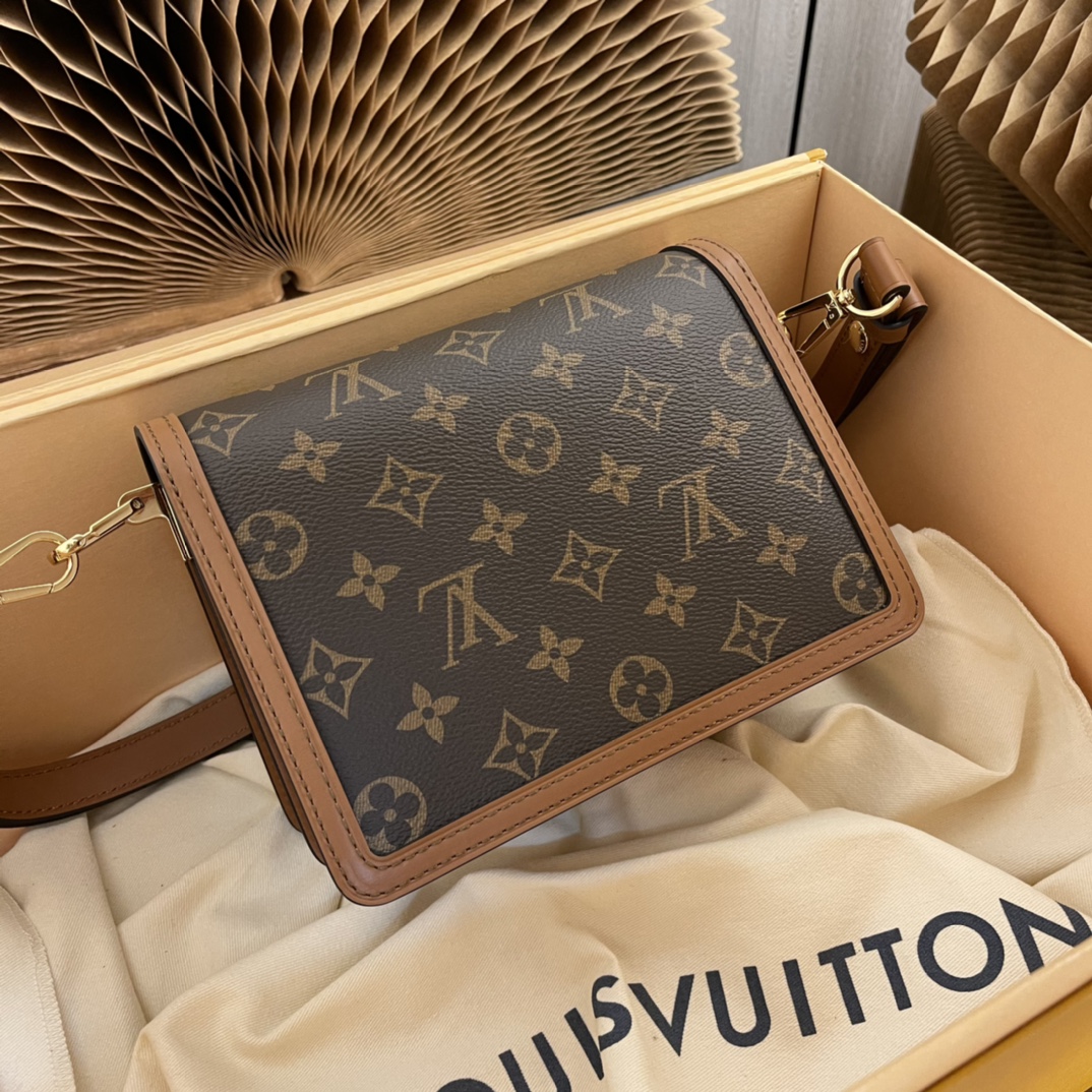 L0vis Vvtt0n Dauphine
