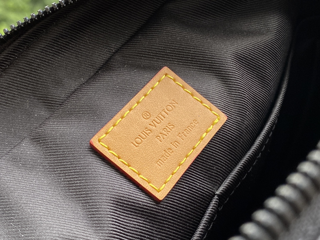 L0vis Vvtt0n Damier Ebene