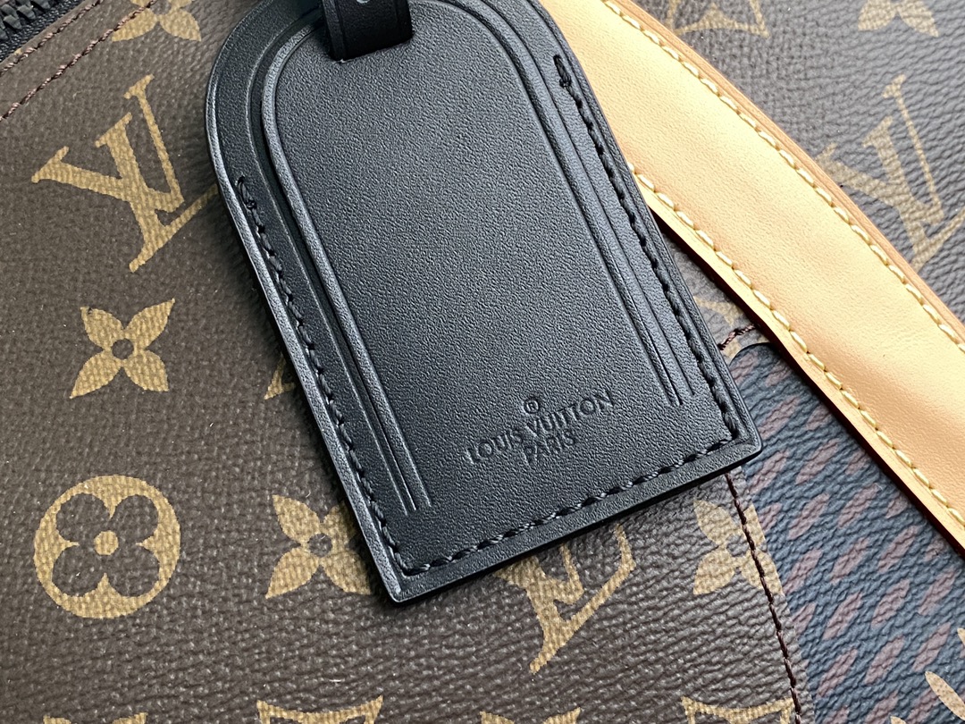 L0vis Vvtt0n Damier Ebene