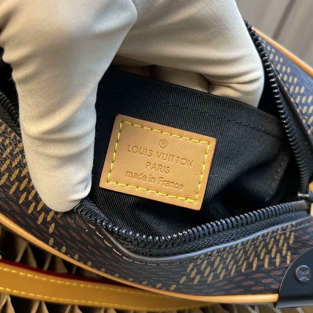 L0vis Vvtt0n Damier Ebene