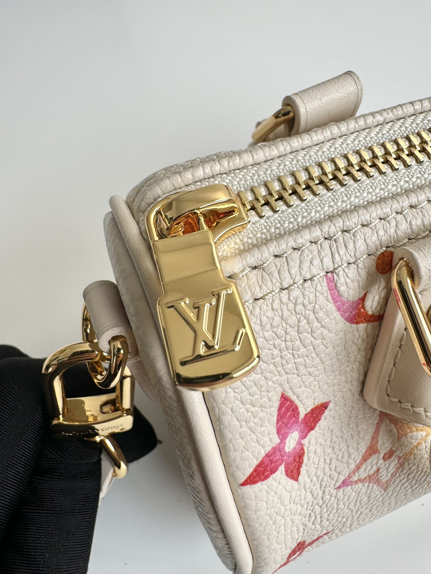L0vis Vvtt0n Monogram Empreinte