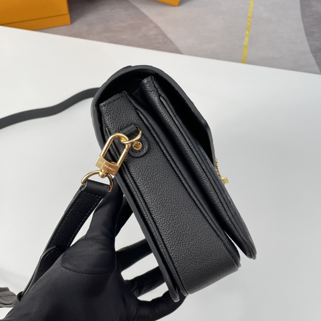 L0vis Vvtt0n Monogram Empreinte