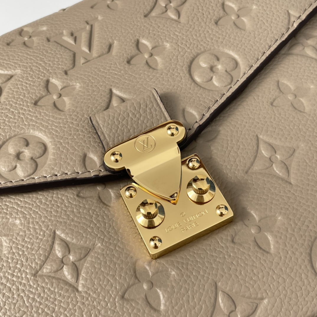 L0vis Vvtt0n Monogram Empreinte