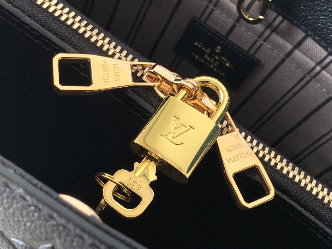L0vis Vvtt0n Monogram Empreinte