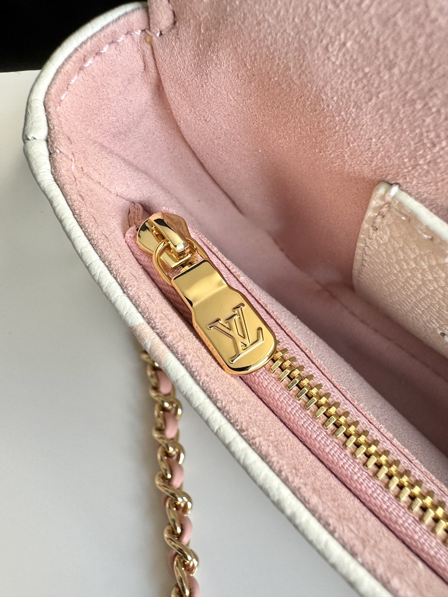 L0vis Vvtt0n Monogram Empreinte