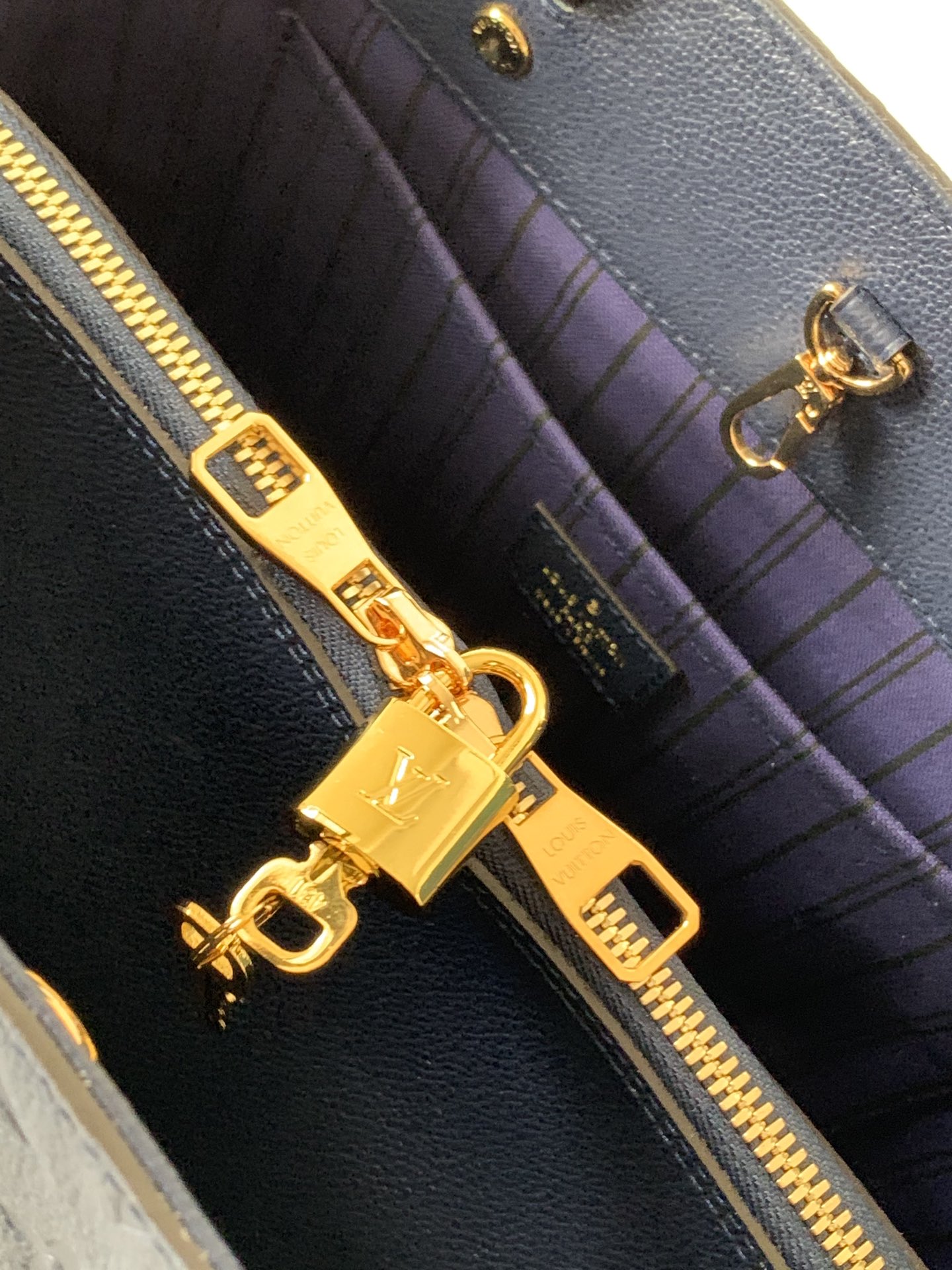 L0vis Vvtt0n Monogram Empreinte
