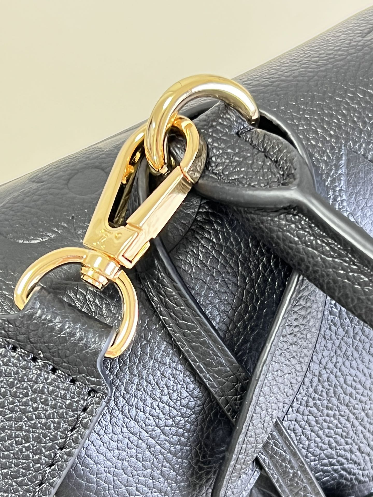 L0vis Vvtt0n Monogram Empreinte