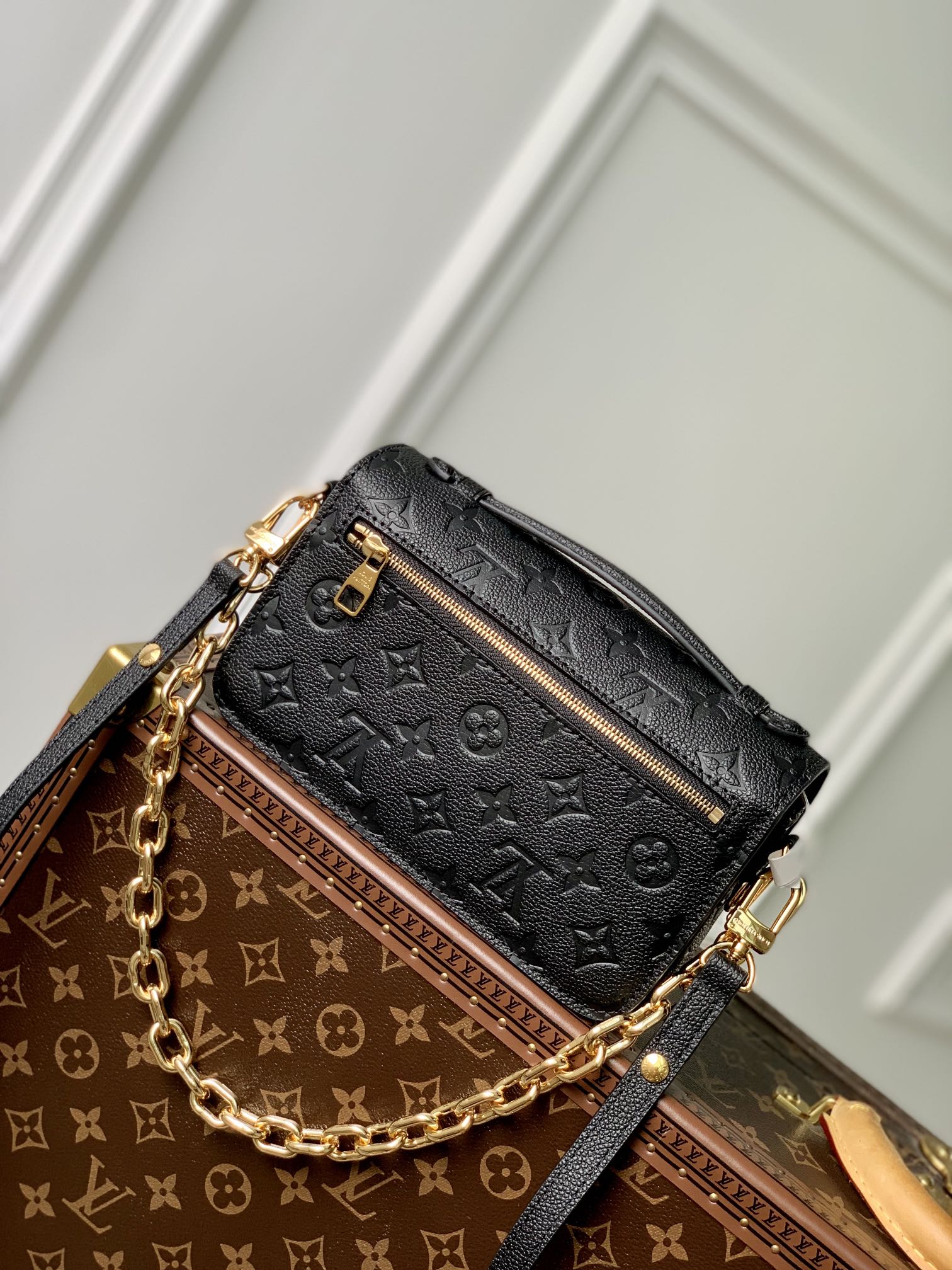 L0vis Vvtt0n Monogram Empreinte