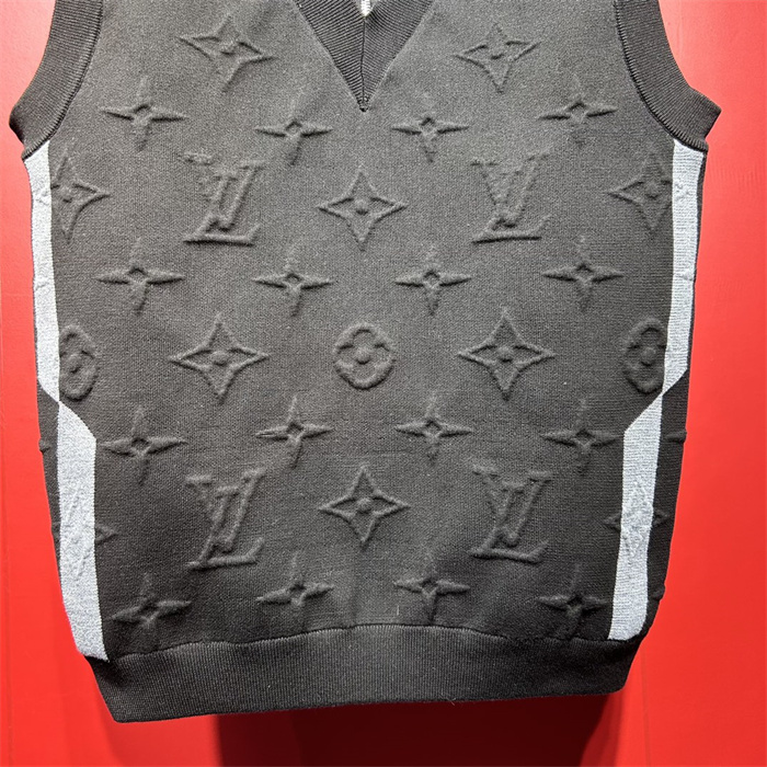 2024fw LV Vest Top Version