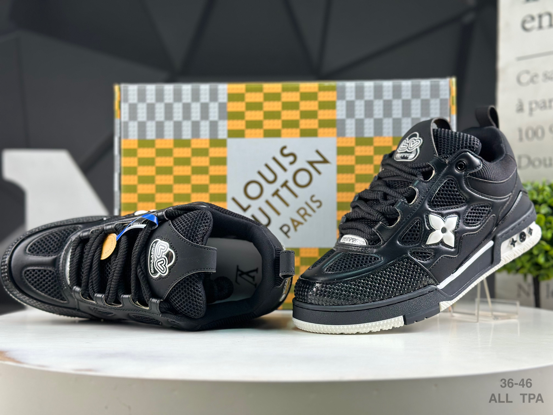 LV Stylish Low-Top Sneakers: Elevate Your Footwear Game