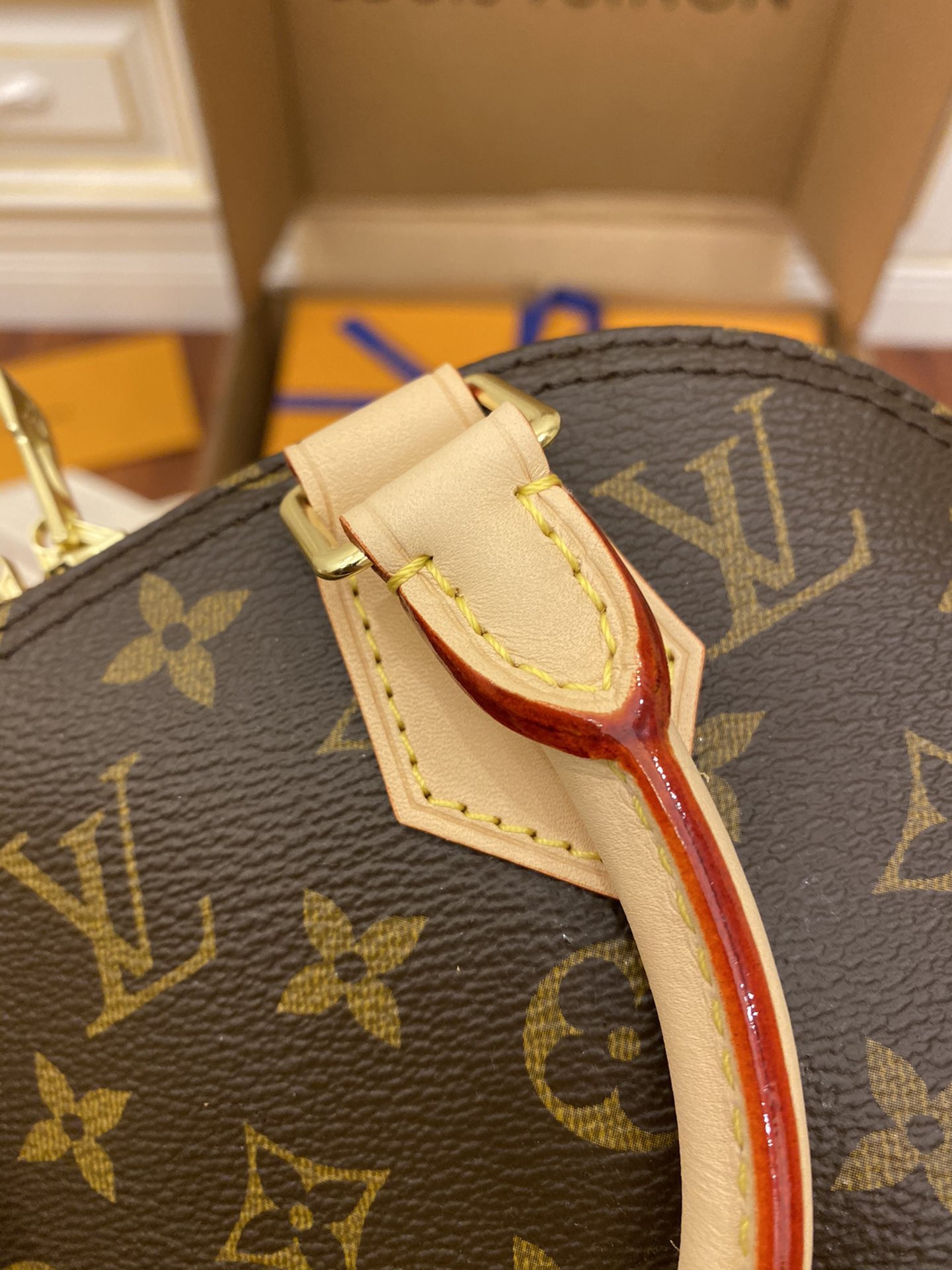 L0vis Vvtt0n Handbag M53152 Premium Enhanced Edition